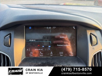 2018 Ford Focus Titanium - SUNROOF / CLEAN CARFAX / LOW MILES!