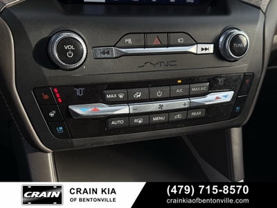 2020 Ford Explorer Platinum - 4WD / PANORAMIC SUNROOF / CLEAN CARFAX