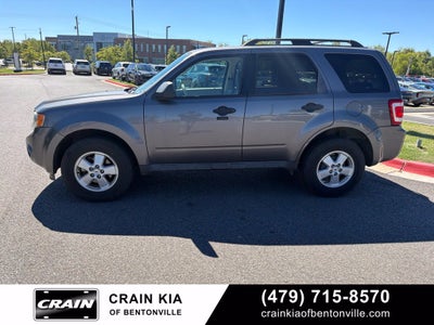 2009 Ford Escape XLT - CLEAN CARFAX / ONE OWNER