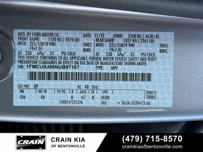 2022 Ford Escape Titanium - AWD / PANORAMIC SUNROOF / CLEAN CARFAX