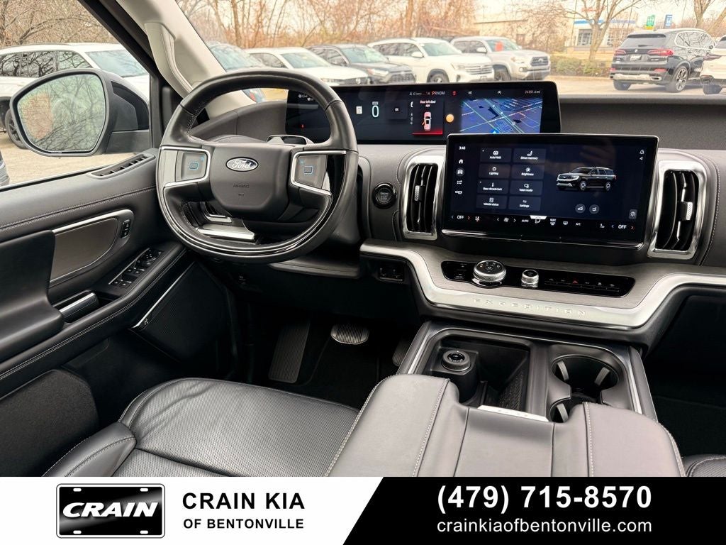 2025 Ford Expedition Platinum