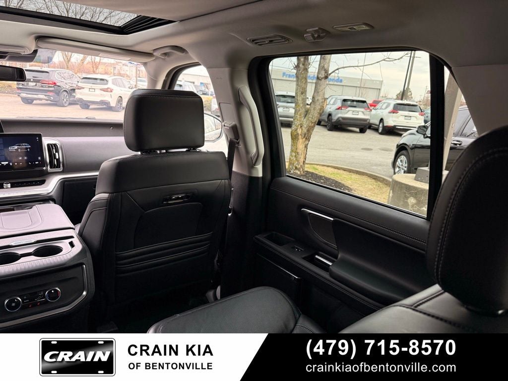 2025 Ford Expedition Platinum