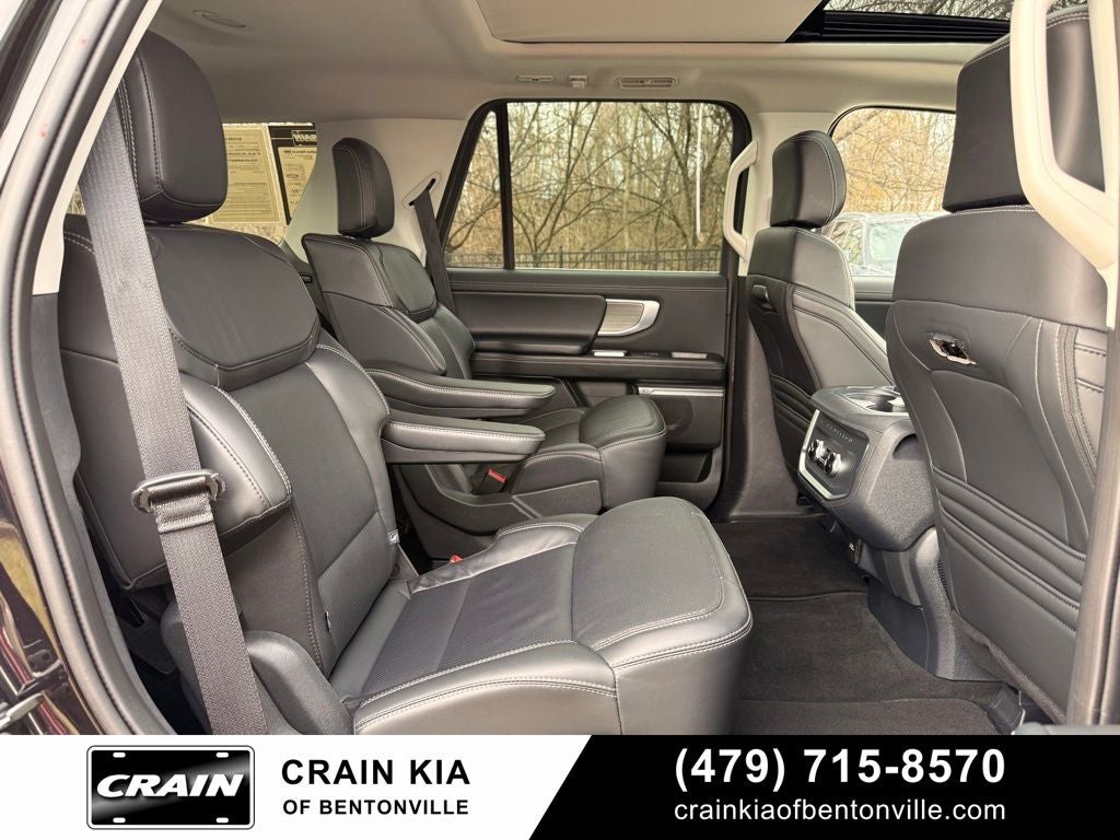2025 Ford Expedition Platinum