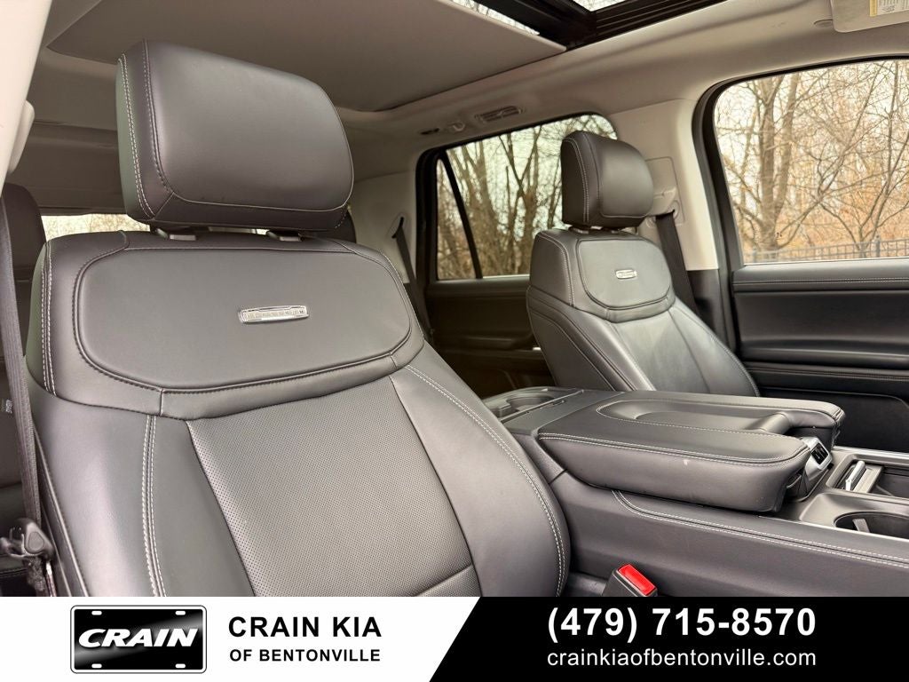 2025 Ford Expedition Platinum