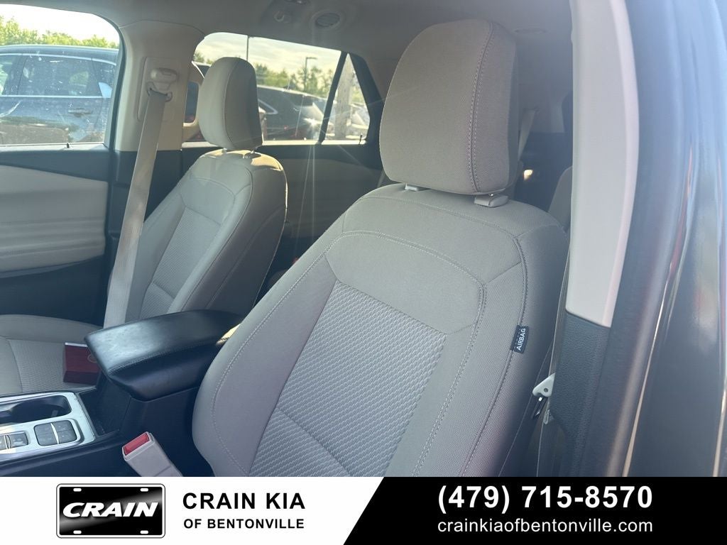 2023 Ford Explorer XLT - CLEAN CARFAX / ONE OWNER / 3RD ROW