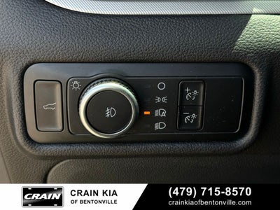 2024 Ford Explorer XLT - 4WD / CLEAN CARFAX / ONE OWNER