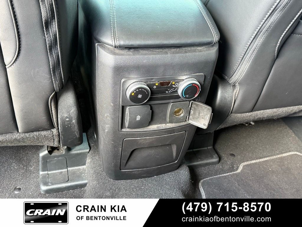 2024 Ford Explorer XLT - 4WD / CLEAN CARFAX / ONE OWNER