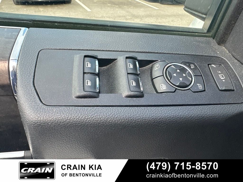 2022 Ford F-250SD Lariat - 4WD / CLEAN CARFAX / ONE OWNER