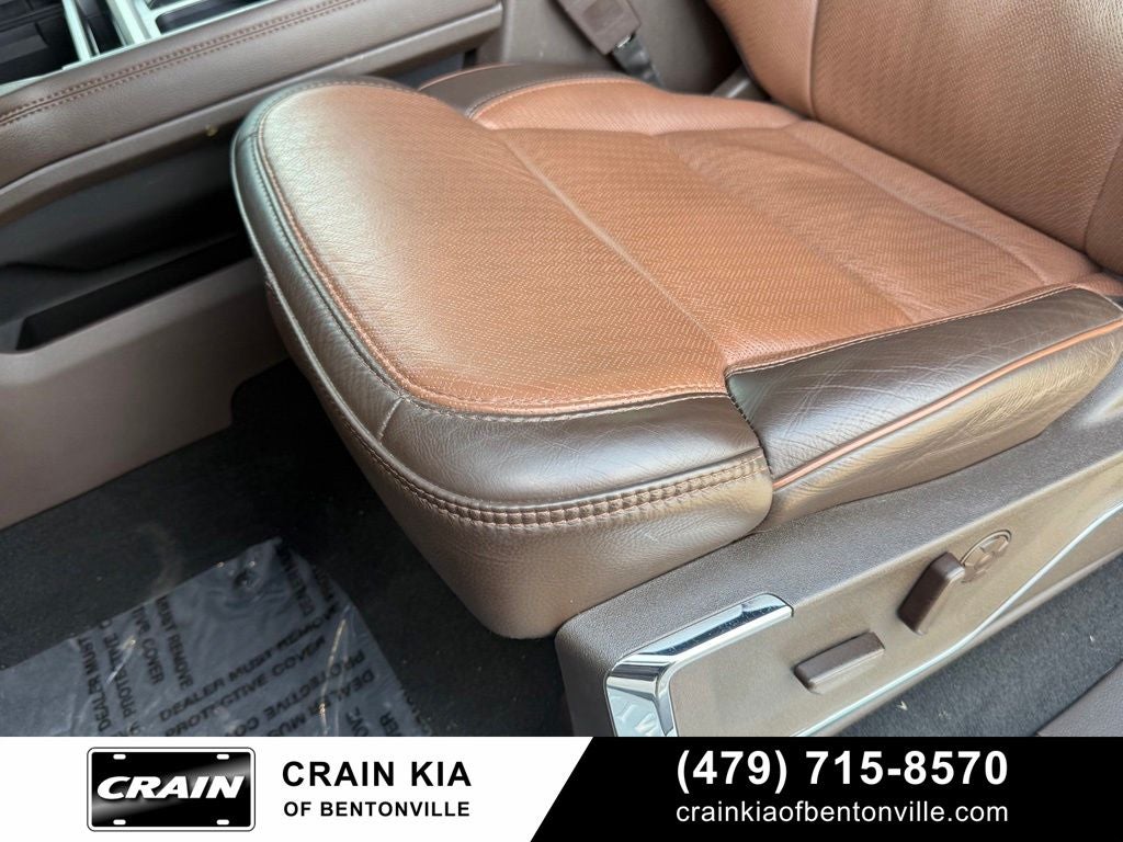 2024 Ford F-250SD King Ranch - 4WD / CLEAN CARFAX / LIFTED!
