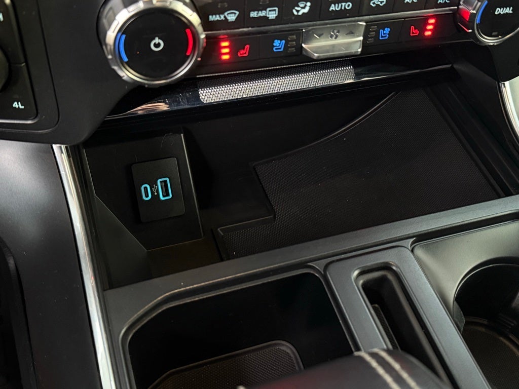 2022 Ford F-150 Raptor - 4WD / CLEAN CARFAX