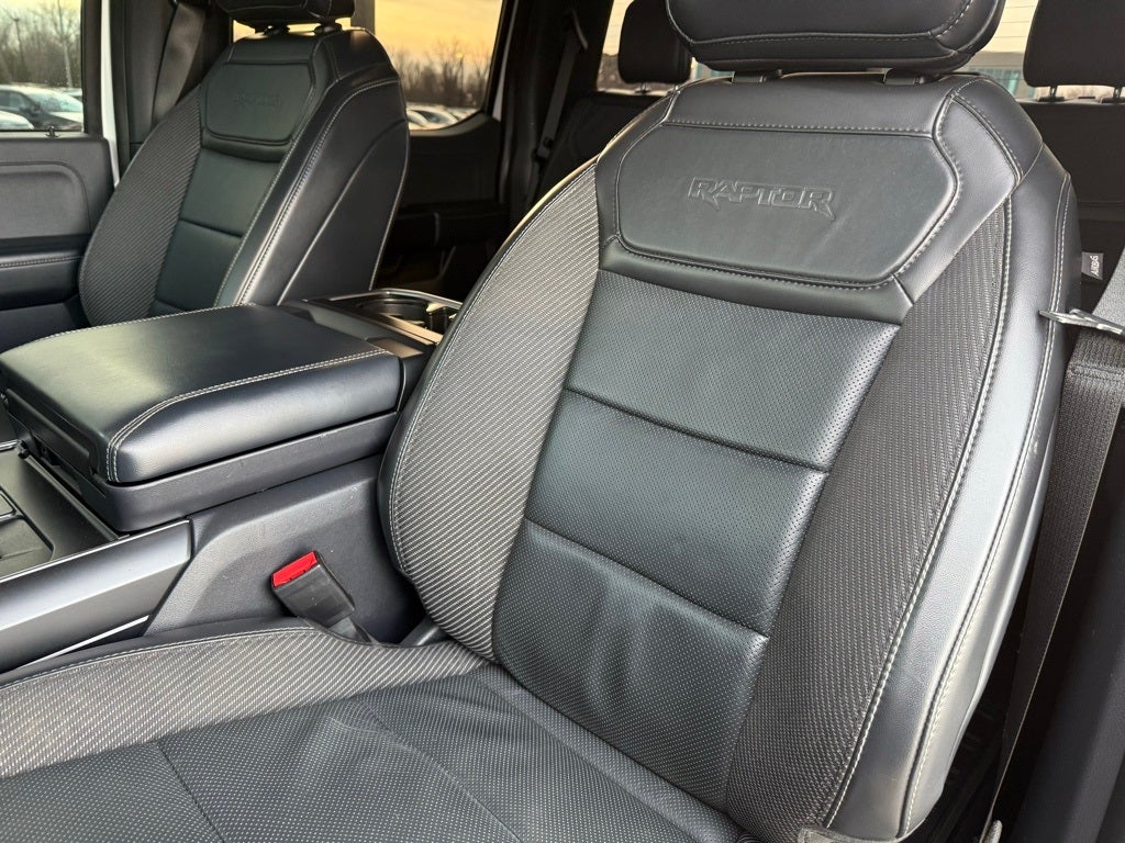 2022 Ford F-150 Raptor - 4WD / CLEAN CARFAX