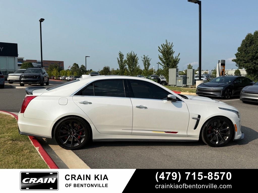 2019 Cadillac CTS-V Base - $107,215 MSRP / CLEAN CARFAX / SUNROOF