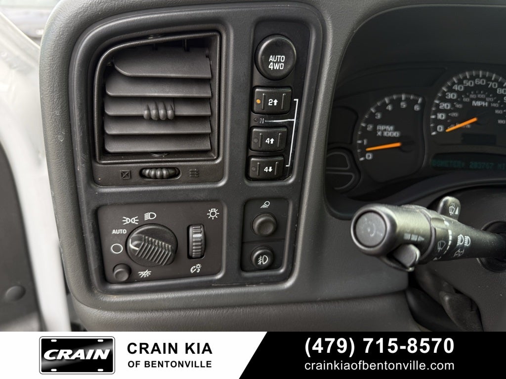 2005 Chevrolet Silverado 1500 Z71 Style Side - 4WD / CLEAN CARFAX