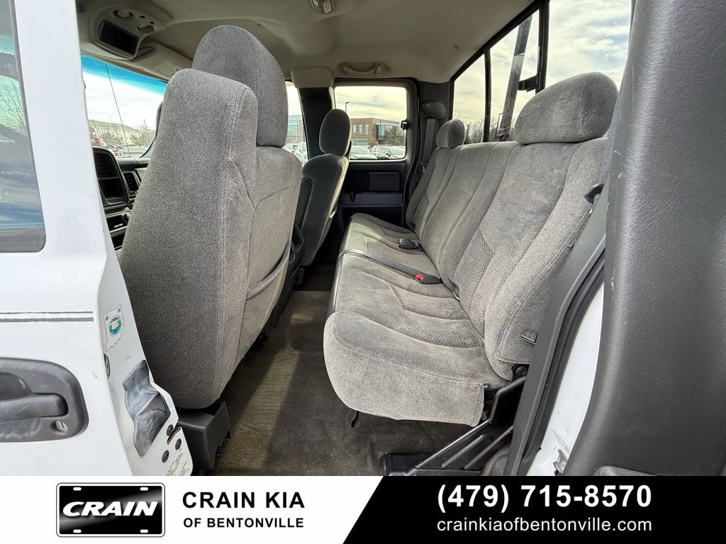 2005 Chevrolet Silverado 1500 Z71 Style Side - 4WD / CLEAN CARFAX