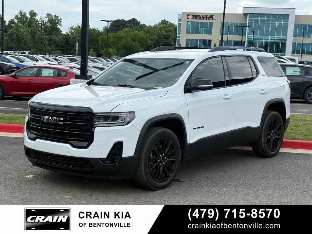 2023 GMC Acadia SLT - CLEAN CARFAX / ONE OWNER