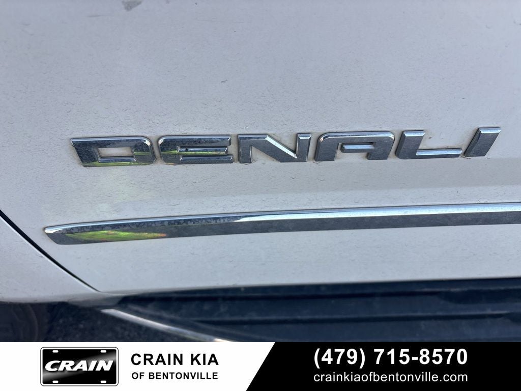 2016 GMC Yukon Denali - 4WD / SUNROOF