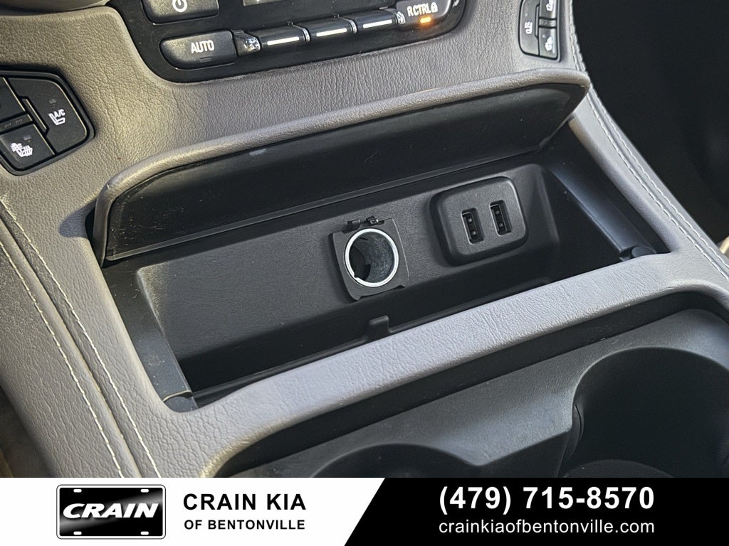 2016 GMC Yukon Denali - 4WD / SUNROOF