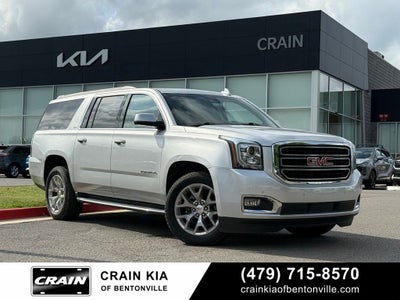 2019 GMC Yukon XL SLT - 4WD / CLEAN CARFAX / SUNROOF