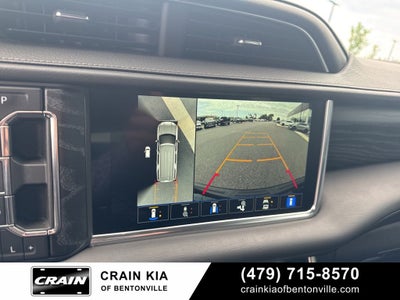 2022 GMC Yukon XL Denali - 4WD / CLEAN CARFAX