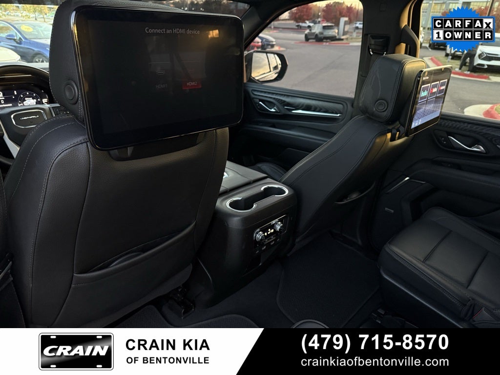 2023 GMC Yukon XL Denali - 4WD / PANO ROOF / CLEAN CARFAX / ONE OWNER