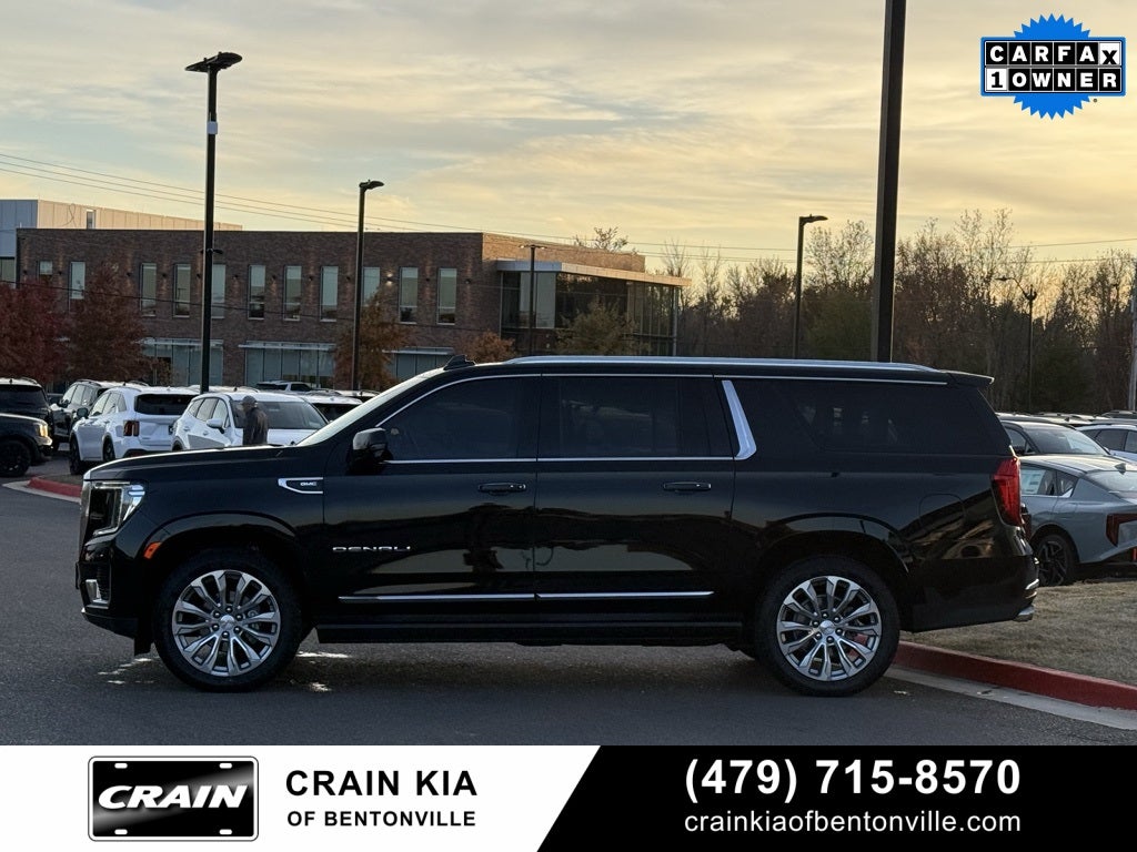 2023 GMC Yukon XL Denali - 4WD / PANO ROOF / CLEAN CARFAX / ONE OWNER