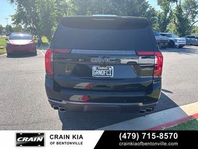 2025 GMC Yukon AT4 Ultimate - 4WD / PANORAMIC SUNROOF / ONE OWNER
