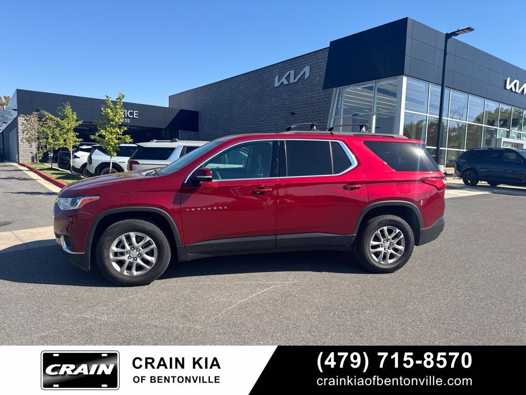 2020 Chevrolet Traverse LT | CARFAX ONE OWNER