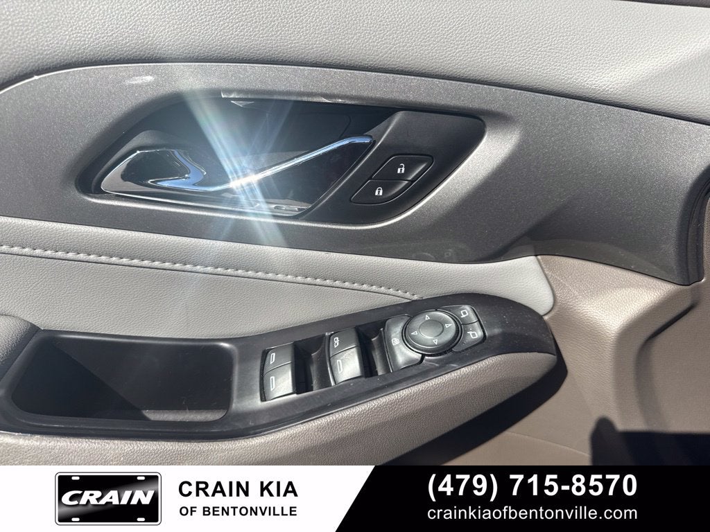 2020 Chevrolet Traverse LT | CARFAX ONE OWNER