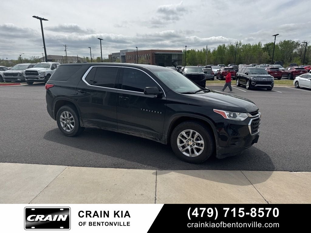 2019 Chevrolet Traverse LS - AWD / CLEAN CARFAX