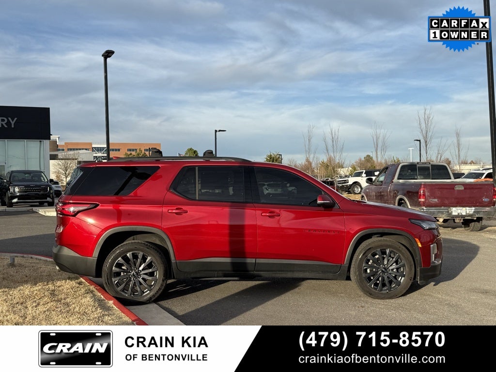 2023 Chevrolet Traverse RS - AWD / DUAL SUNROOF / CLEAN CARFAX / ONE OWNER