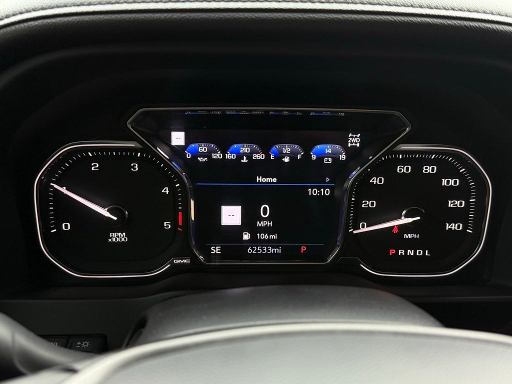 2023 GMC Sierra 2500HD AT4 - 4WD / SUNROOF / CLEAN CARFAX