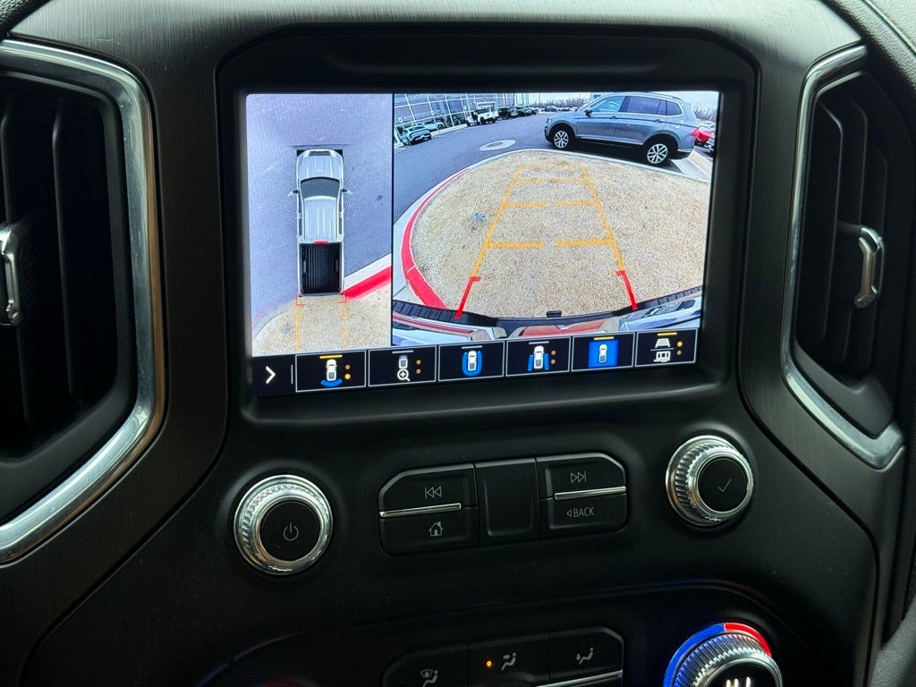 2023 GMC Sierra 2500HD AT4 - 4WD / SUNROOF / CLEAN CARFAX