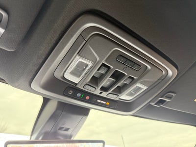 2023 GMC Sierra 2500HD AT4 - 4WD / SUNROOF / CLEAN CARFAX