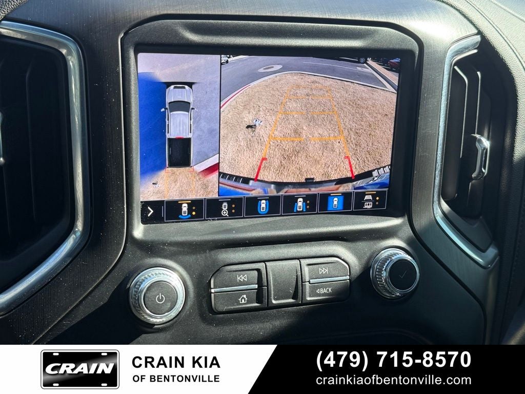 2022 GMC Sierra 2500HD AT4 - 4WD / SUNROOF / CLEAN CARFAX