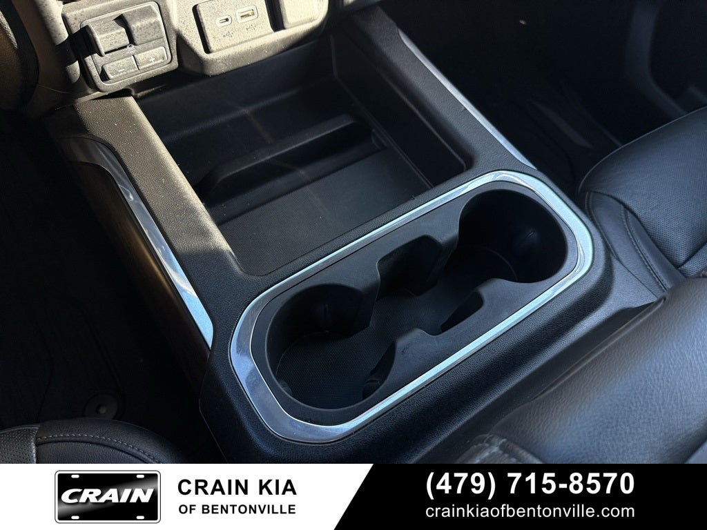 2020 GMC Sierra 1500 SLT - 4WD / CLEAN CARFAX