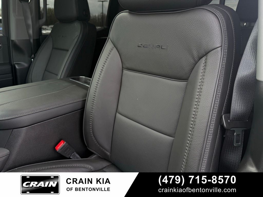 2026 GMC Sierra 1500 Denali - 4WD / CLEAN CARFAX / ONE OWNER