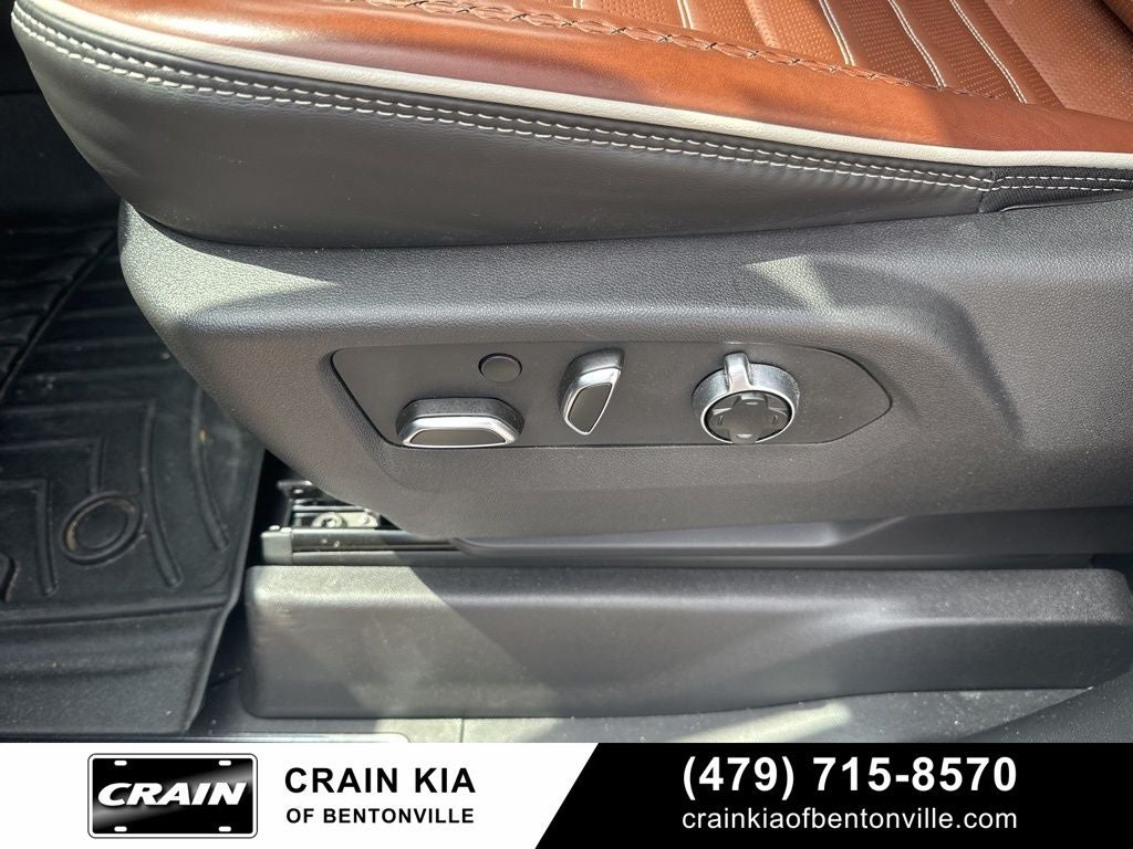 2025 GMC Sierra 1500 Denali Ultimate - 4WD / SUNROOF / CLEAN CARFAX