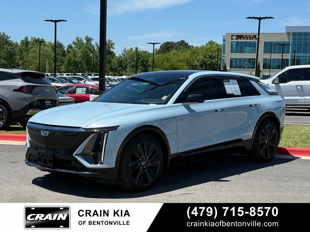 2024 Cadillac LYRIQ Sport 3 - AWD / PANORAMIC SUNROOF / ONE OWNER