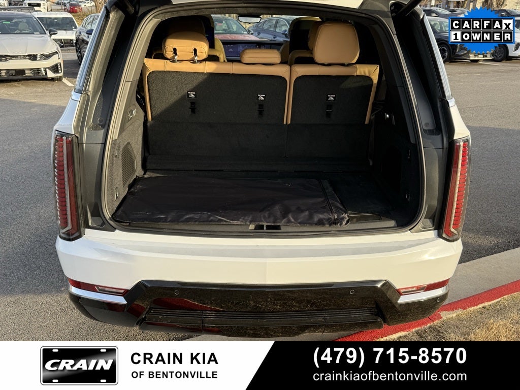 2026 Cadillac ESCALADE IQL Premium Luxury - $156,315 MSRP - AWD / PANORAMIC SUNROOF