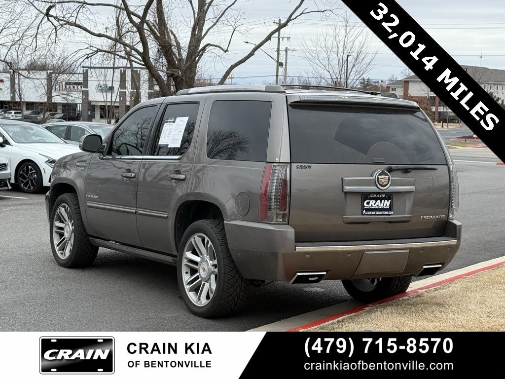 2014 Cadillac Escalade Premium - AWD / CLEAN CARFAX / VERY LOW MILES!