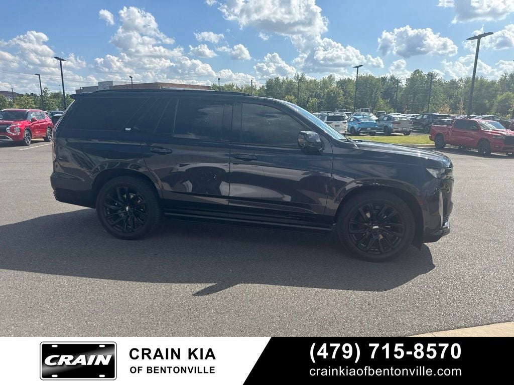 2023 Cadillac Escalade Sport Platinum Onyx - 4WD / PANORAMIC SUNROOF / CLEAN CARFAX