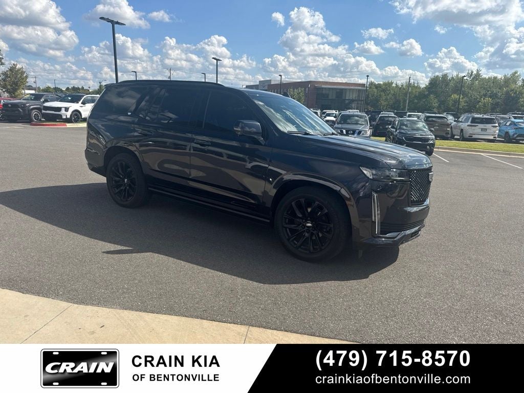 2023 Cadillac Escalade Sport Platinum Onyx - 4WD / PANORAMIC SUNROOF / CLEAN CARFAX