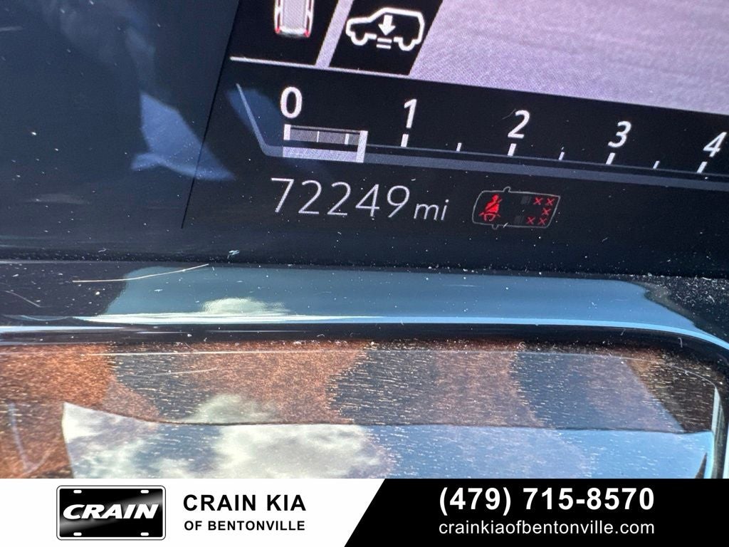 2023 Cadillac Escalade Sport Platinum Onyx - 4WD / PANORAMIC SUNROOF / CLEAN CARFAX