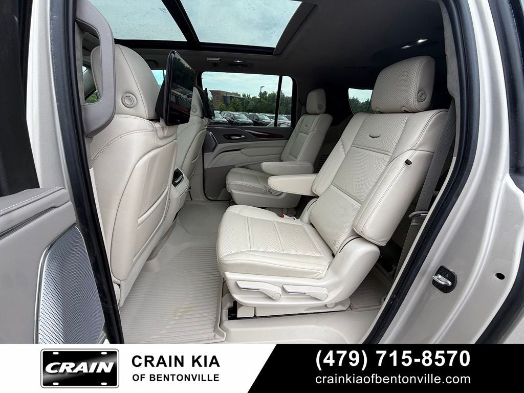 2024 Cadillac Escalade ESV Sport Platinum - AWD / PANORAMIC SUNROOF / CLEAN CARFAX