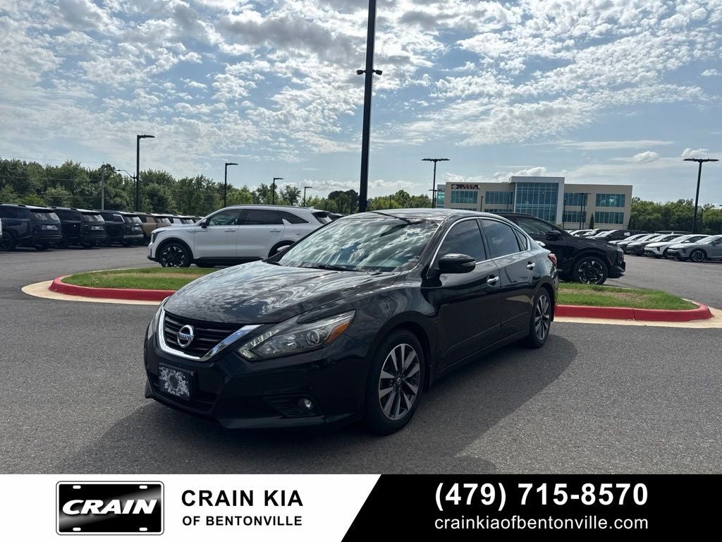 2017 Nissan Altima 2.5 SL - CLEAN CARFAX