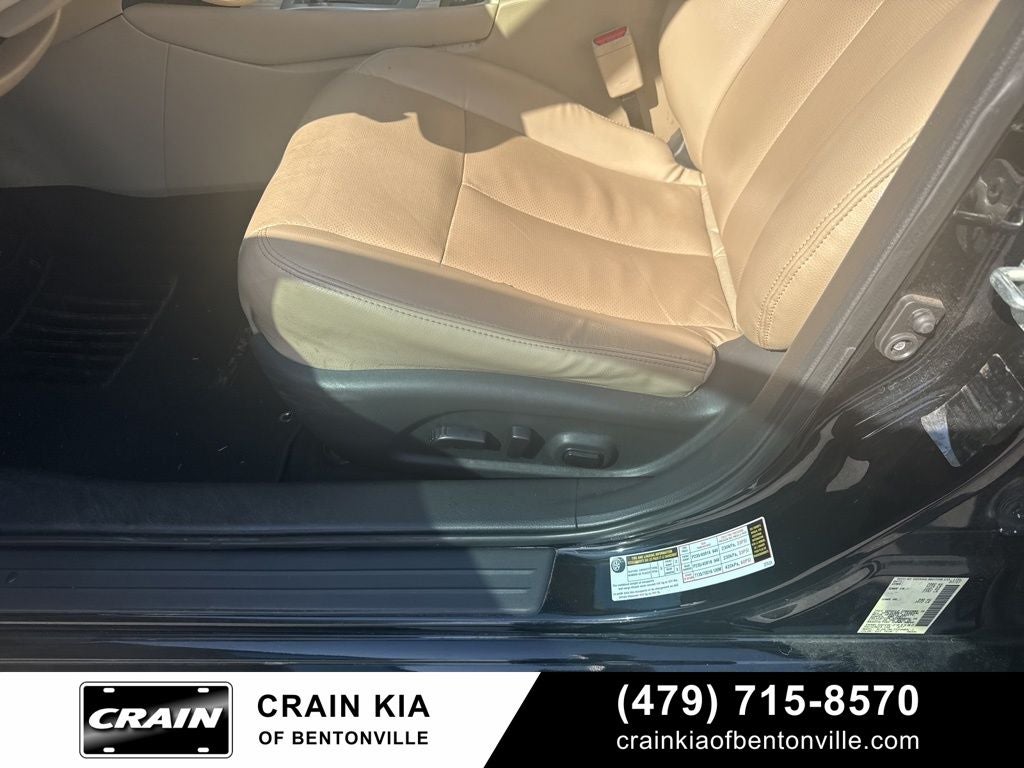 2017 Nissan Altima 3.5 SL - SUNROOF