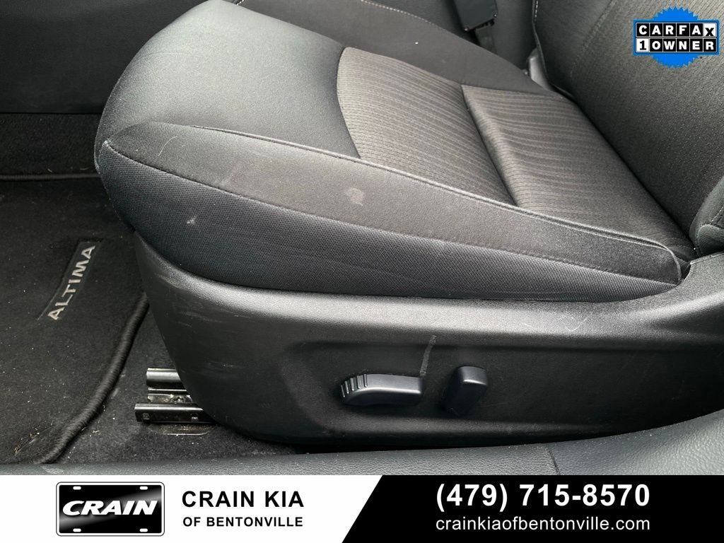 2024 Nissan Altima 2.5 SV - CLEAN CARFAX / ONE OWNER