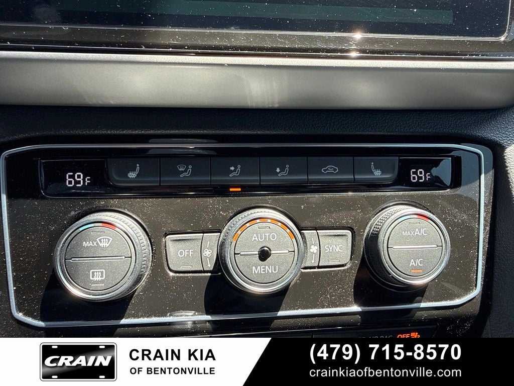 2023 Volkswagen Atlas Cross Sport 3.6L V6 SE w/Technology - CLEAN CARFAX / ONE OWNER