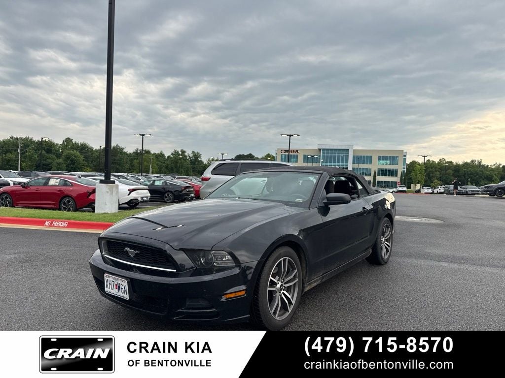 2013 Ford Mustang V6