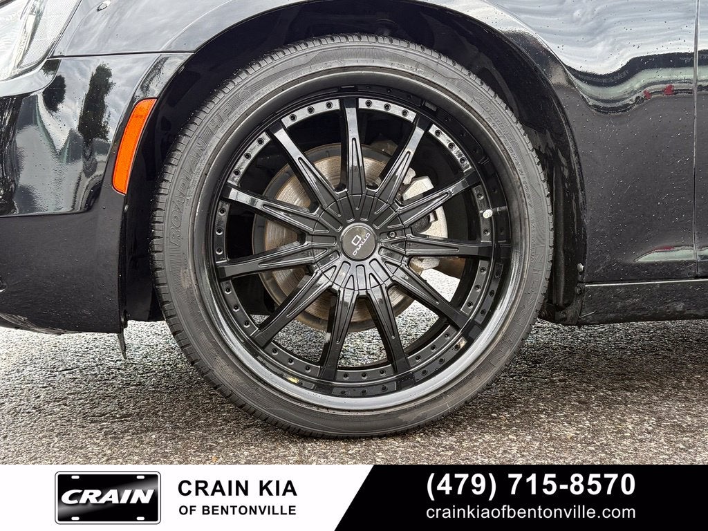 2022 Chrysler 300 Touring - CLEAN CARFAX / ONE OWNER